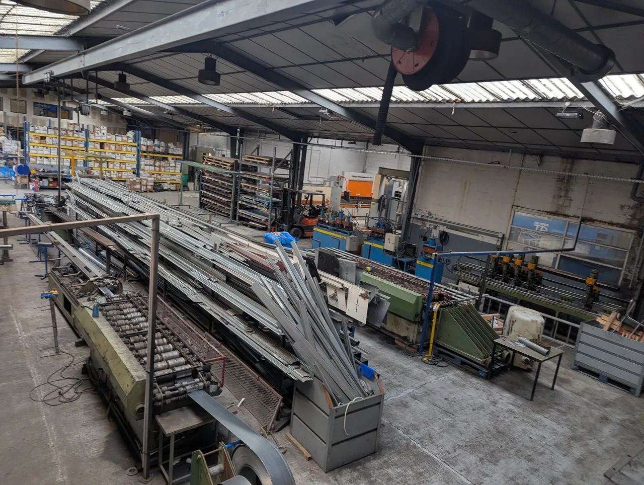 logistics - Light Industrial Premises / Offices For Sale - gallery - 8