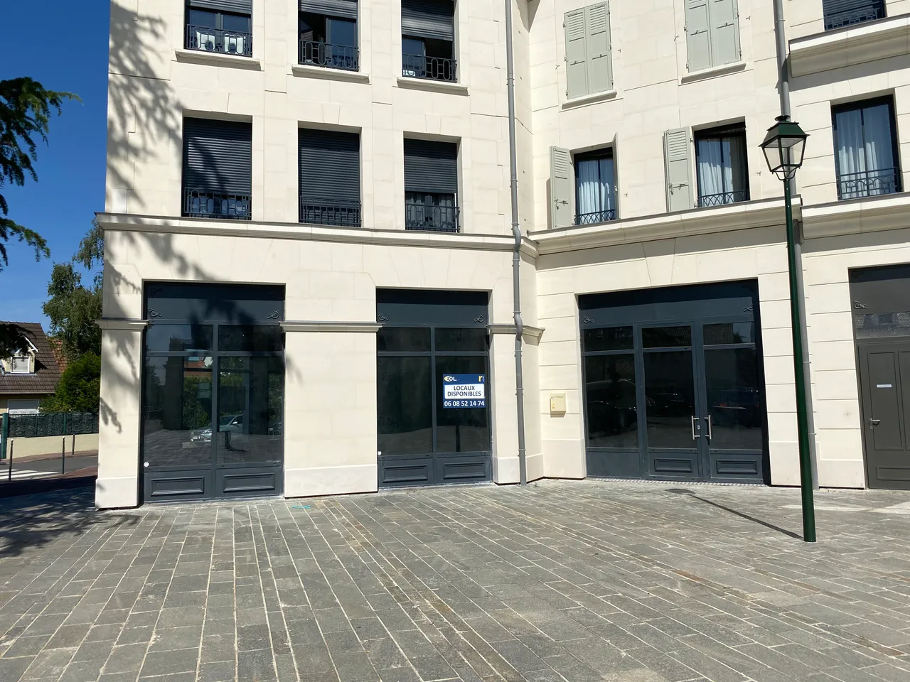 retail - Commerce Pied d’immeuble À Louer - gallery - 2
