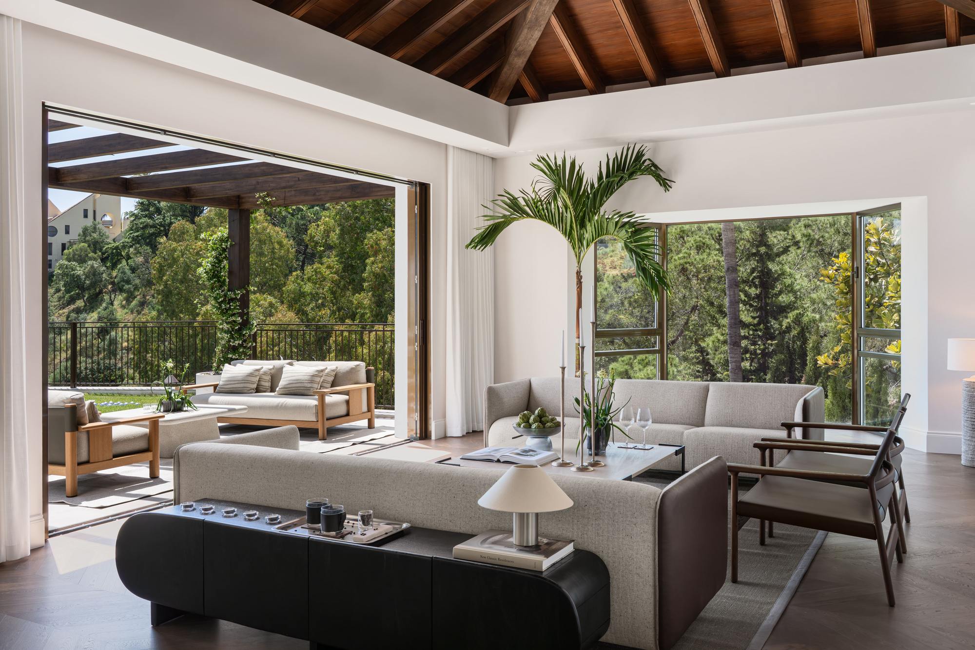 living - Casa / villa de 644m² con 102m² terraza en venta en Benahavís - gallery thumbnail - 7