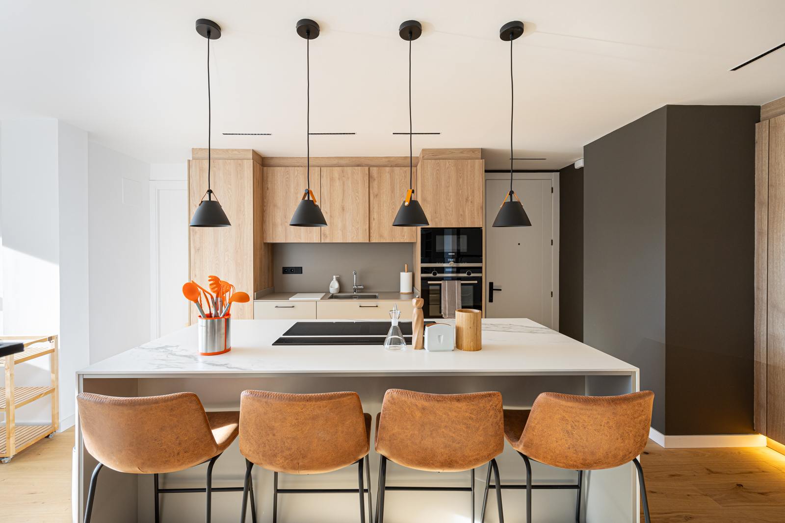 living - 210m² apartment with 20m² terrace for sale in Turó Park - gallery thumbnail - 9
