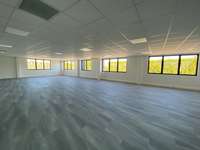 logistics - Activités / Bureaux À Louer - gallery thumbnail - 5