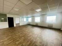 office - Bureaux À Louer - gallery thumbnail - 1