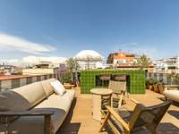 living - Viladomat Boutique Lofts - gallery thumbnail - 4