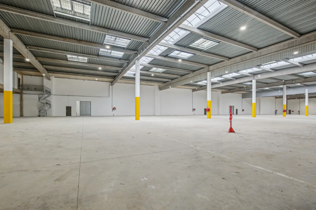 logistics - Entrepôt Logistique À Louer - gallery - 2