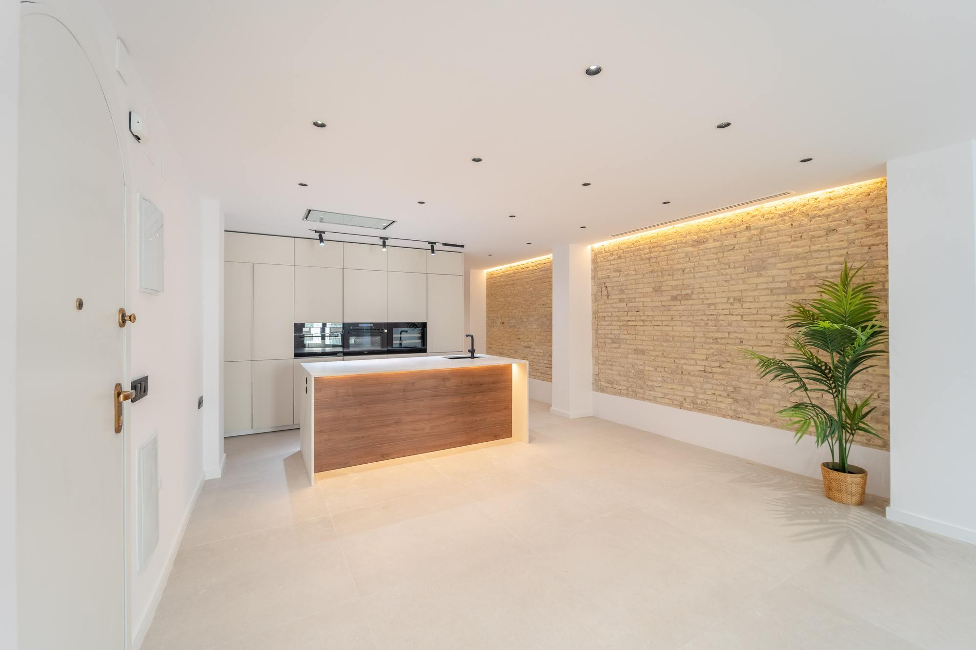 living - 148m² apartment with 6m² terrace for sale in Extramurs - gallery thumbnail - 1