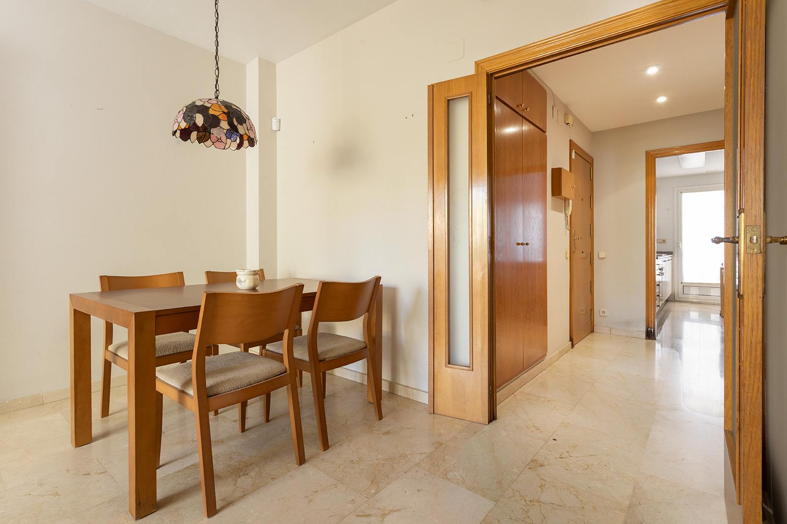 living - Piso de 70m² con 10m² terraza en venta en Les Corts - gallery thumbnail - 9