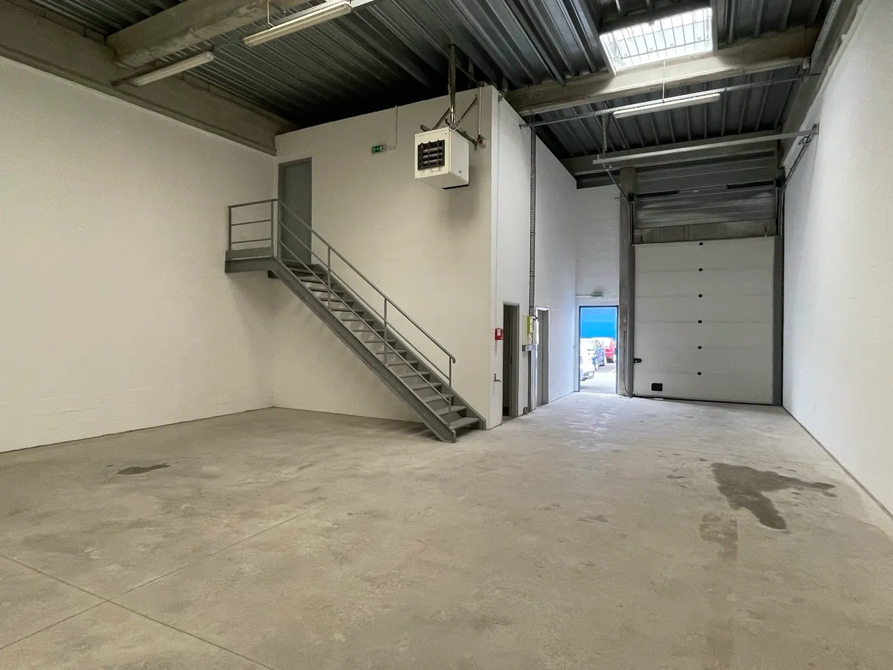 logistics - Activity Facility For Rent - gallery - 4