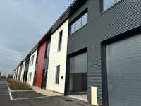 logistics - Activités / Bureaux À Louer - gallery thumbnail - 1