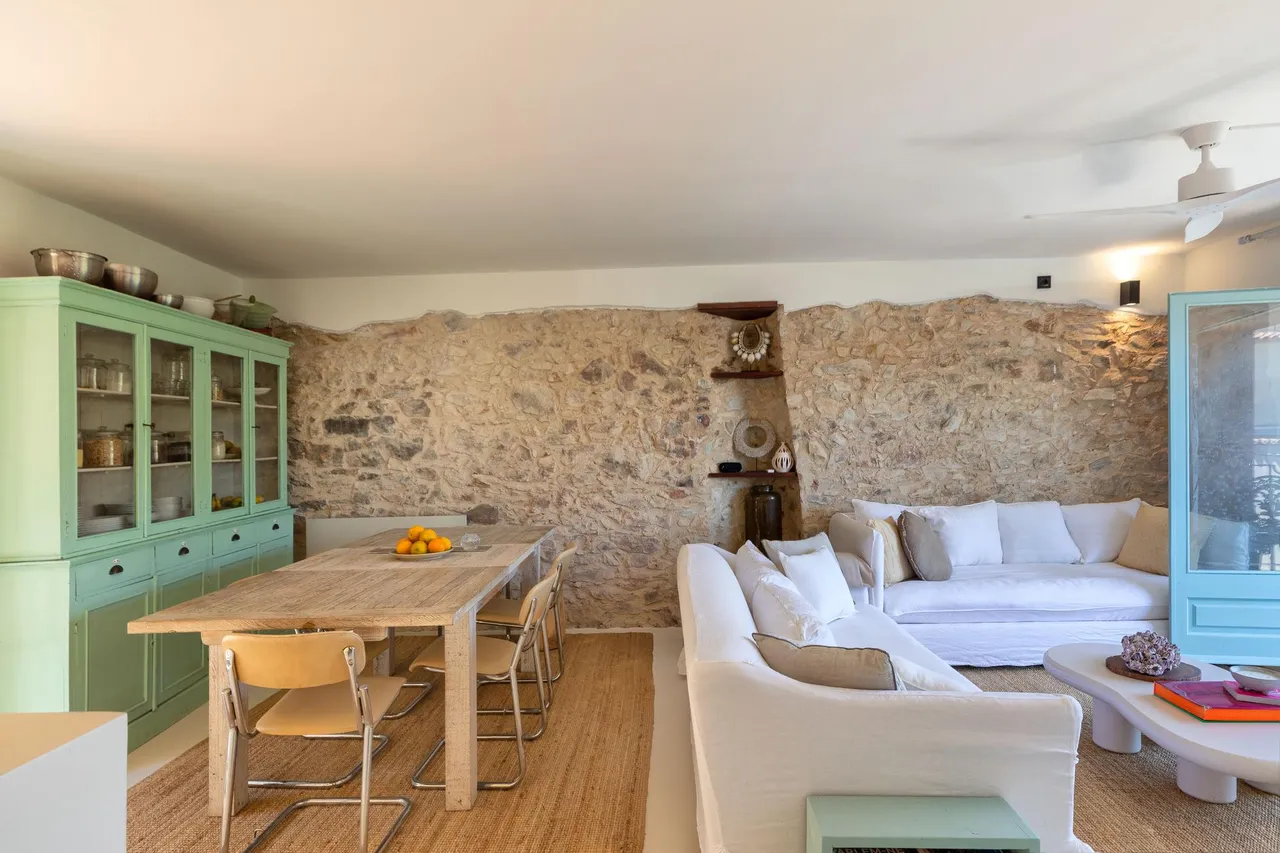 living - Casa / villa de 249m² en venta en Begur Centro, Costa Brava - gallery - 10
