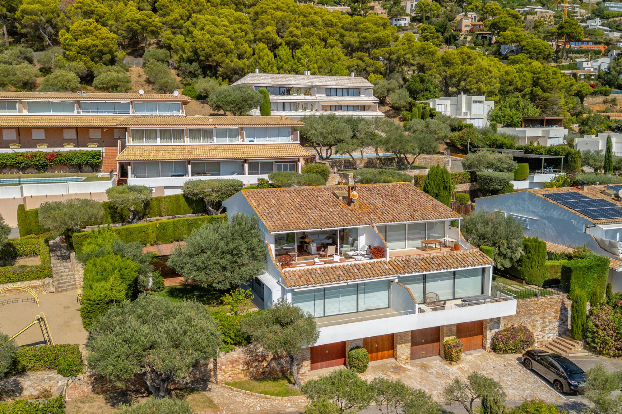 living - Piso de 96m² con 20m² terraza en venta en Aiguablava - gallery thumbnail - 4