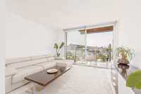 living - 53m² penthouse with 28m² terrace for sale in Barceloneta - gallery thumbnail - 1