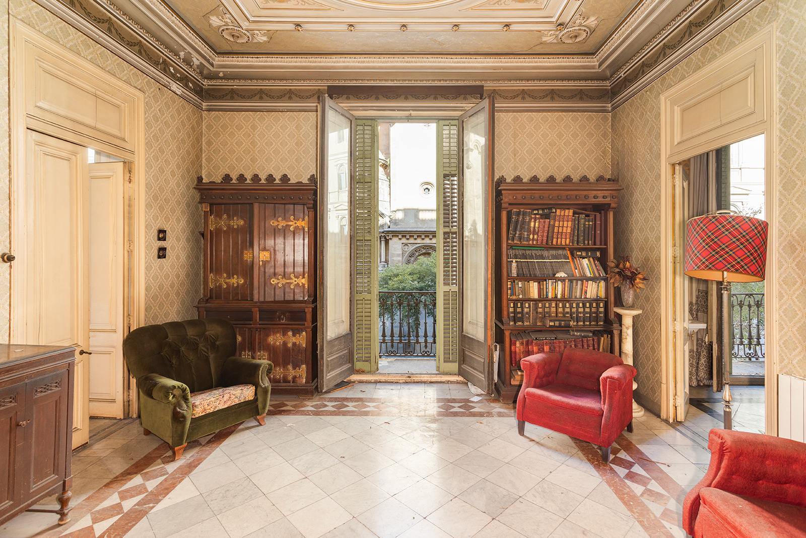 living - Piso de 315m² con 187m² terraza en venta en Eixample Derecho - gallery thumbnail - 2